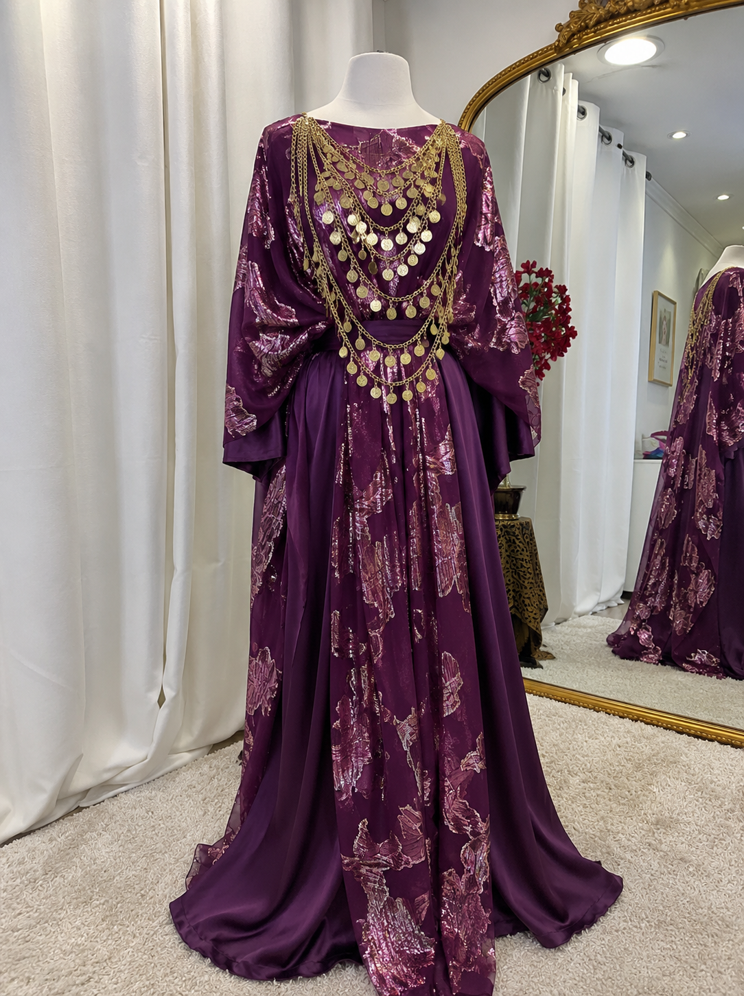 Robe Assya Aubergine style chaoui algérien hijab - location La Seyne-sur-Mer Toulon