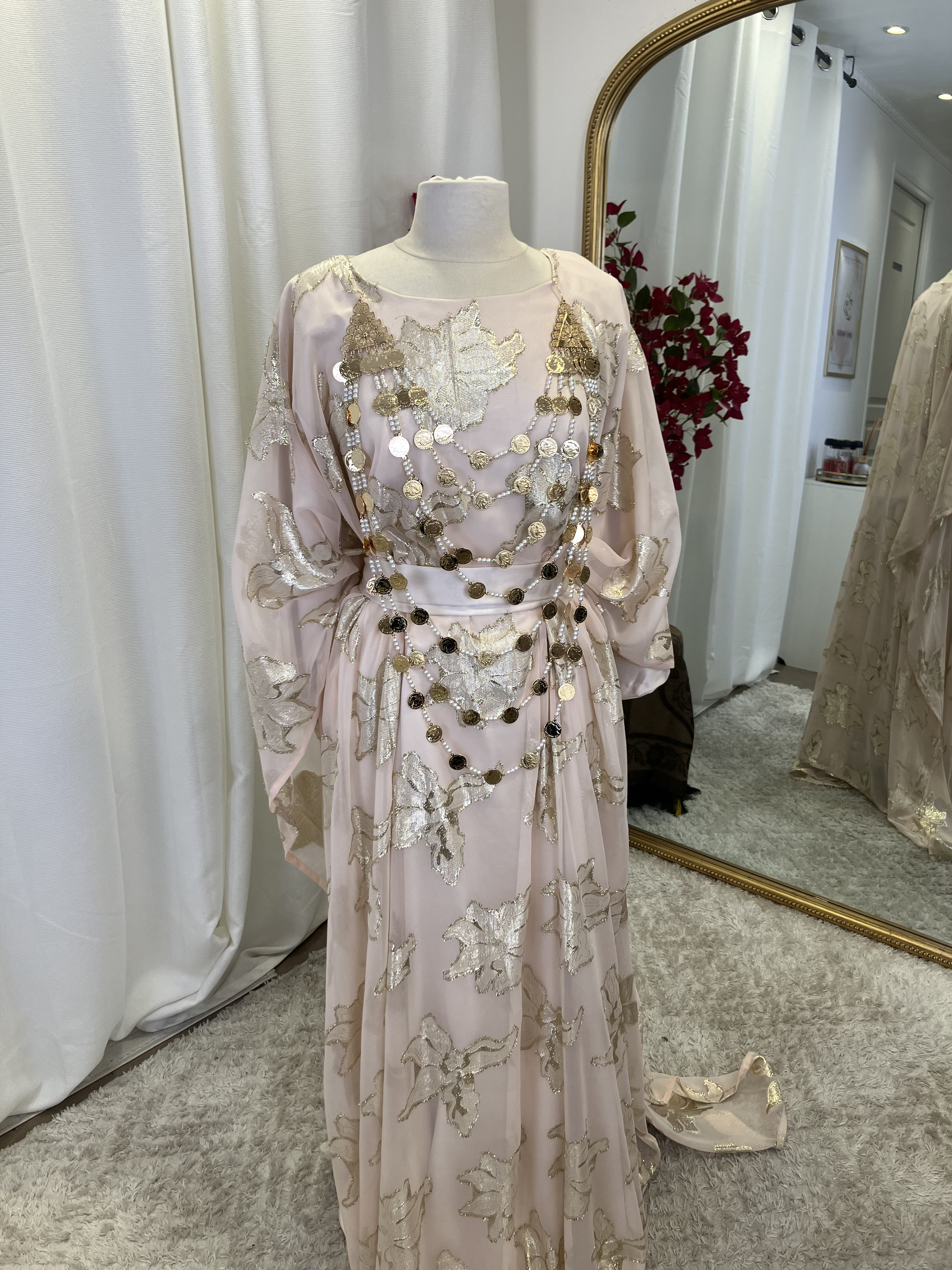 Robe Assya Rose clair style chaoui algérien hijab - location La Seyne-sur-Mer Toulon