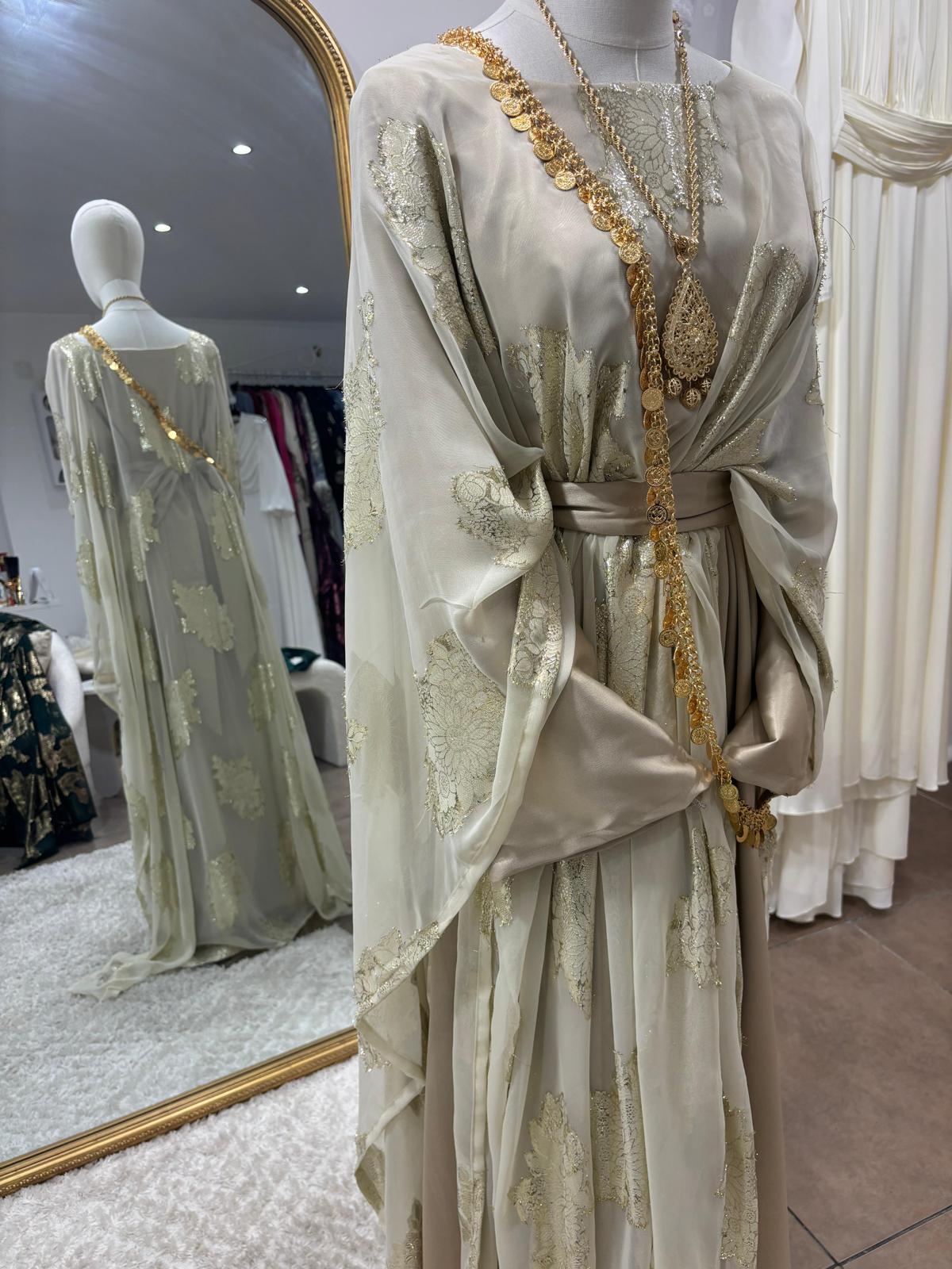 Robe Assya Doré style chaoui algérien hijab - location La Seyne-sur-Mer Toulon